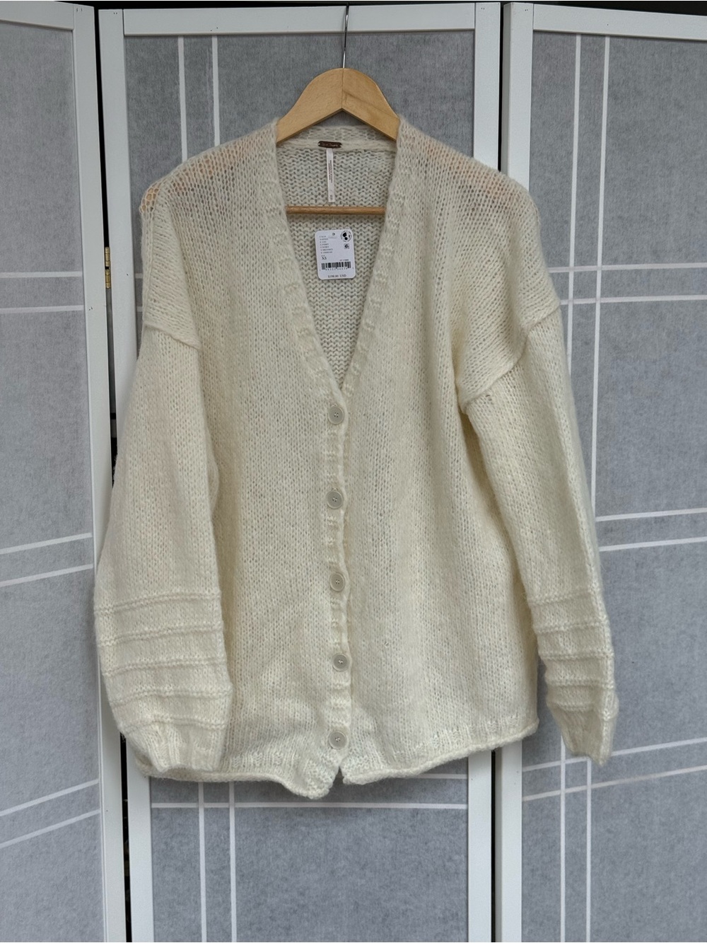 BNWT Free People oversized button up cardigan in ivory